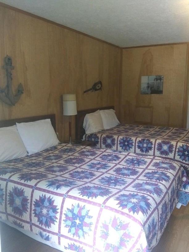 Whispering Creek Lodging & Rv Resort Newton Exterior foto